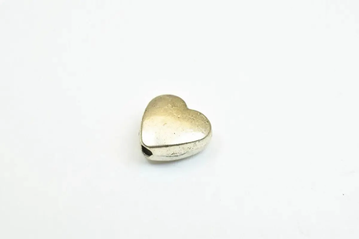 16 PCs Heart Silver Alloy Connector Beads Size 8x8x4mm Hole Size 0.8mm Decorative Design Metal Beads For Jewelry Making