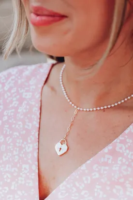 Lovely Heart Lock Pearl Necklace - Gold
