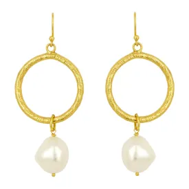 Margot Pearl Hoop Earrings