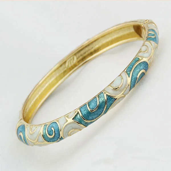 Vintage Oval Gold-Plated Cloisonné Enamel Bangle