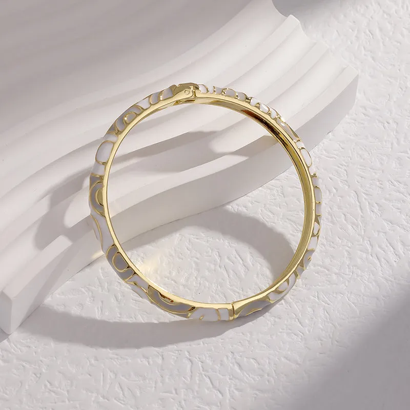 Vintage Oval Gold-Plated Cloisonné Enamel Bangle